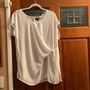 NWOT Off White Top Size XLT